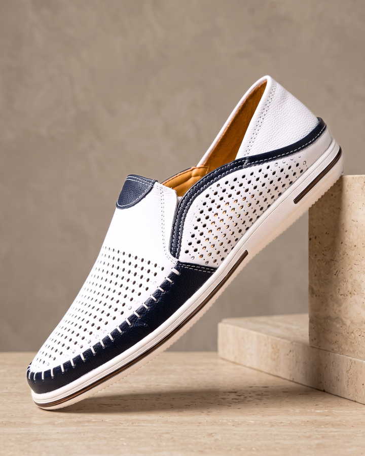 The Riva Perforated Driver