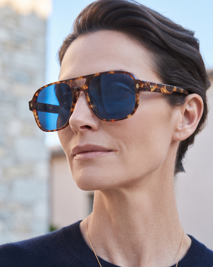 The Curator Aviator