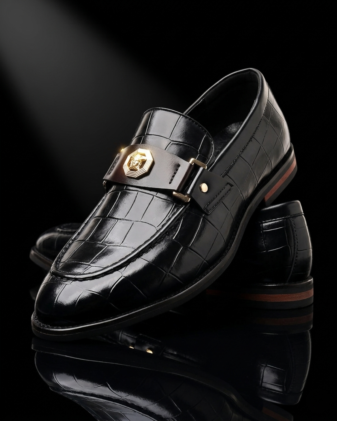Crest - Medallion Loafer